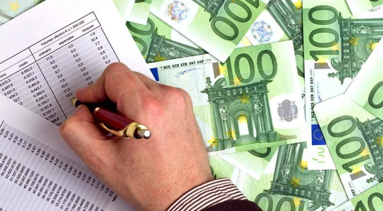 «Πνίγονται» στα «κόκκινα» δάνεια οι τράπεζες: Έρχονται γενναίες διαγραφές – Ανάσα για χιλιάδες δανειολήπτες